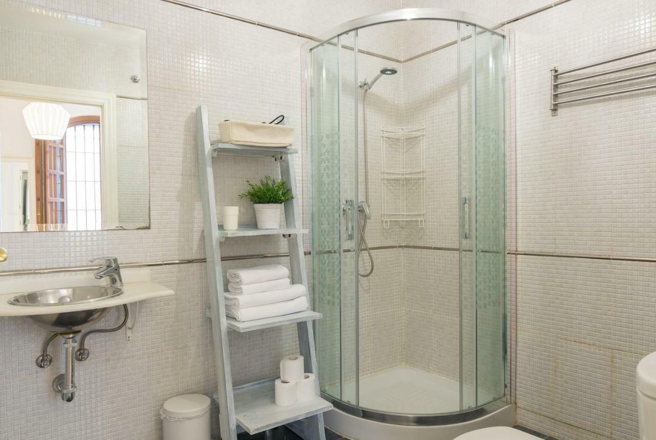 Lyrioshomes Malaga La Merced Centro Eksteriør billede